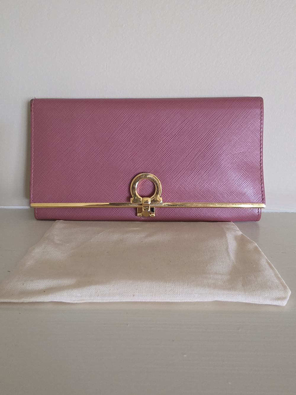 Salvatore Ferragamo Mauve Pink Leather Wallet with Gold Hardware